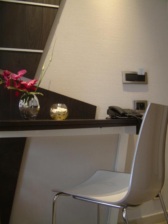 Hotel Villa D'Elsa Juan-les-Pins Quarto foto